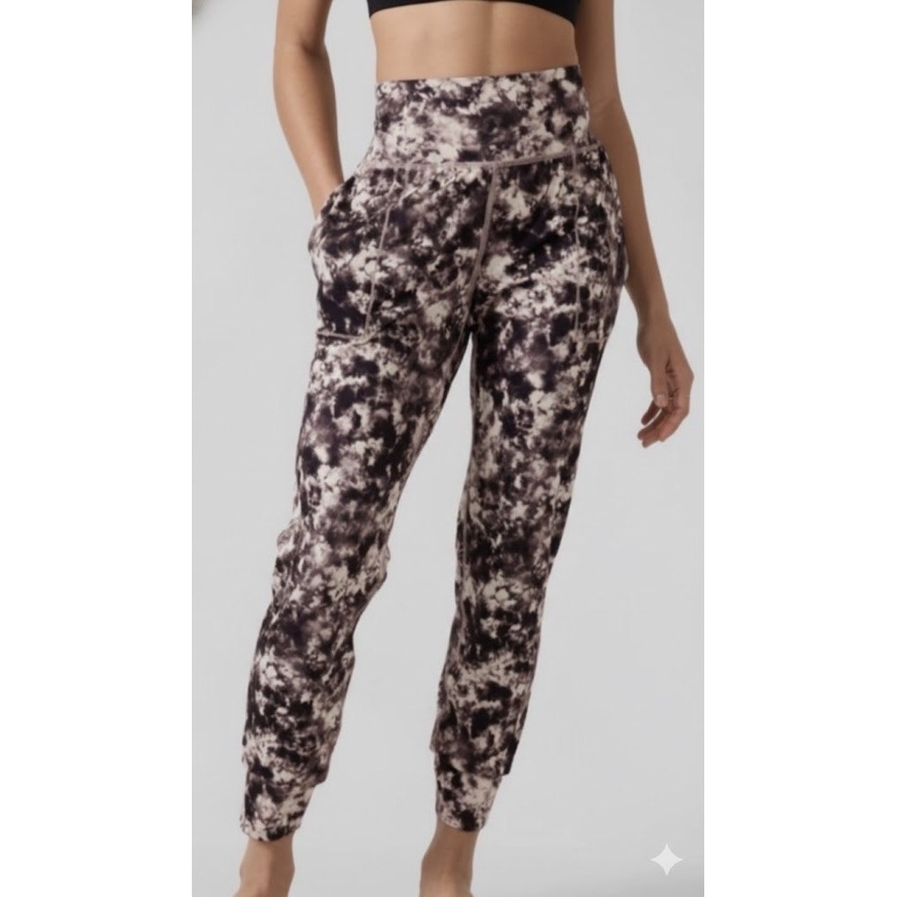 Athleta Salutation Printed Jogger Pants Tie Dye Athleisure Workout‎ Size S